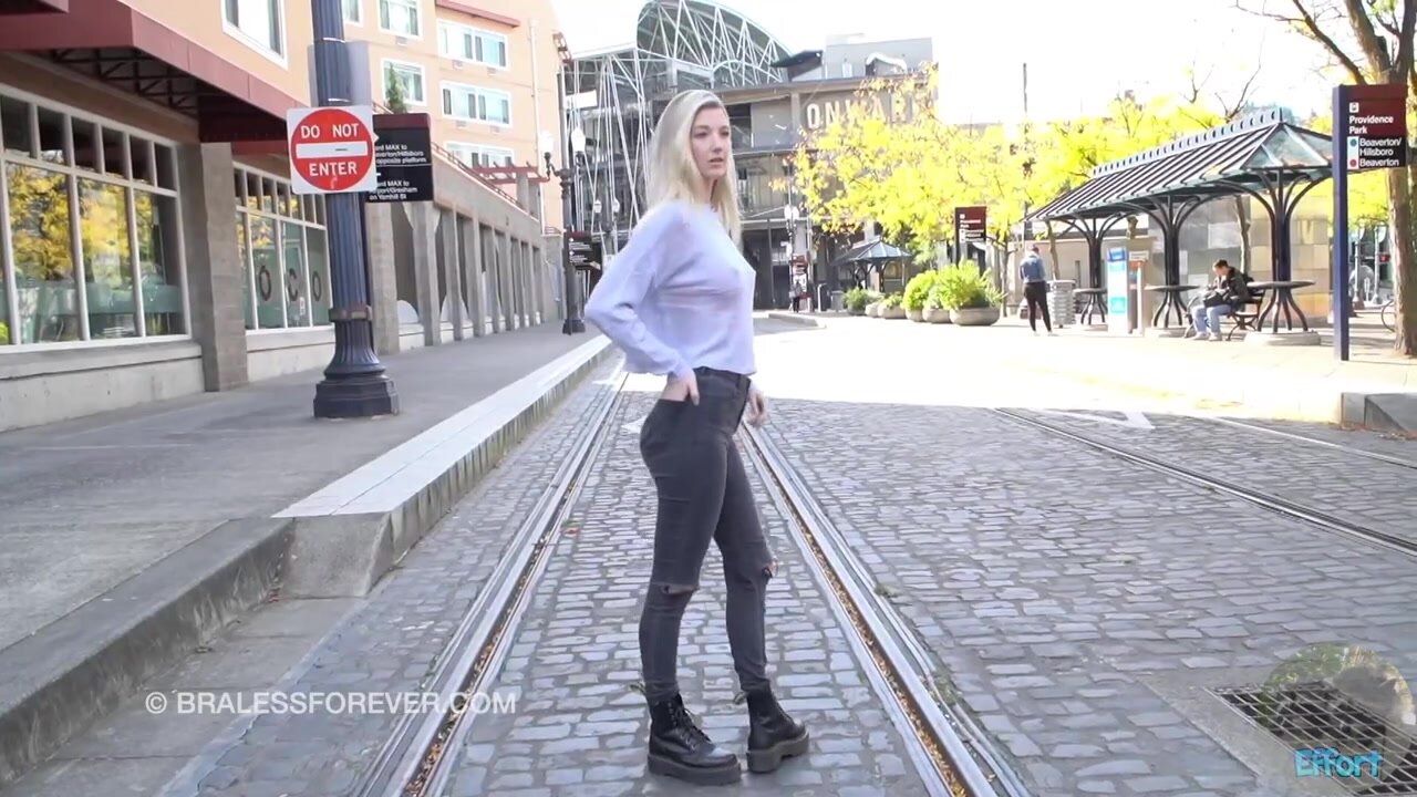Kaylee Topless on a train