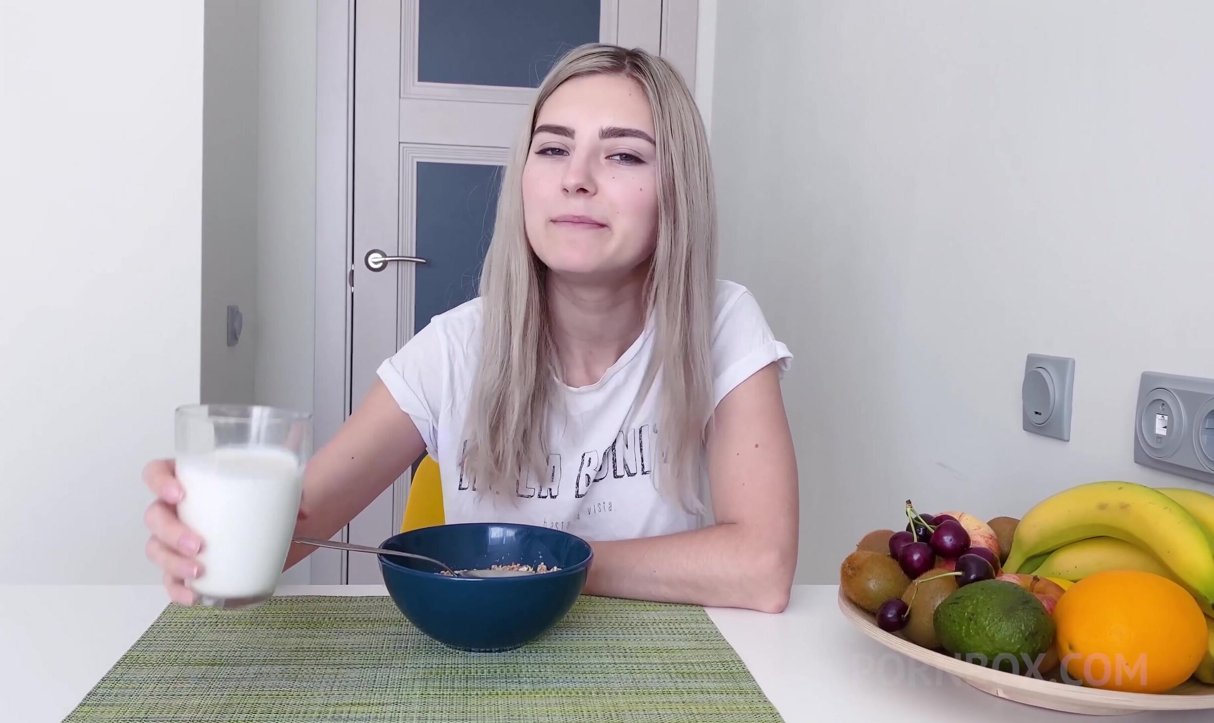 Breakfast turns into hot morning sex with Eva Elfie OTS420