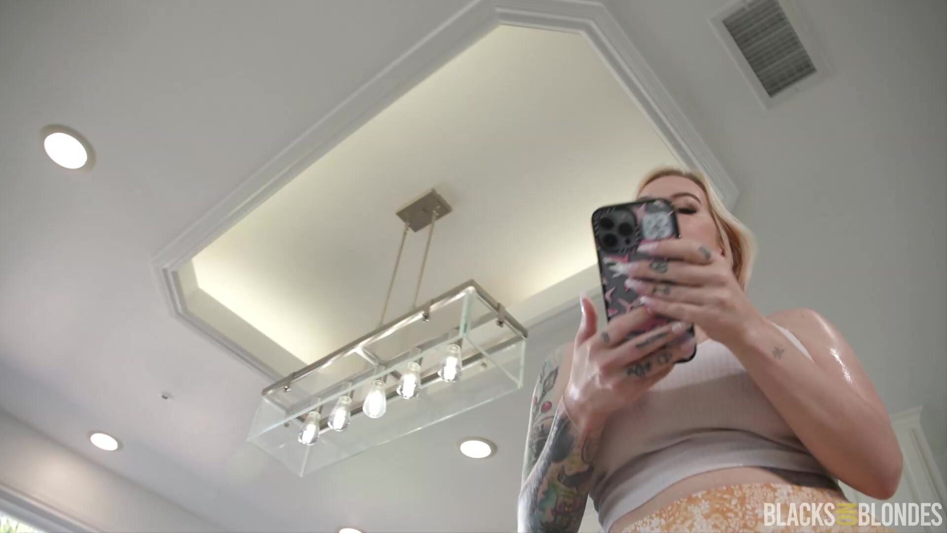 Blacksonblondes - Cubbi Thompson