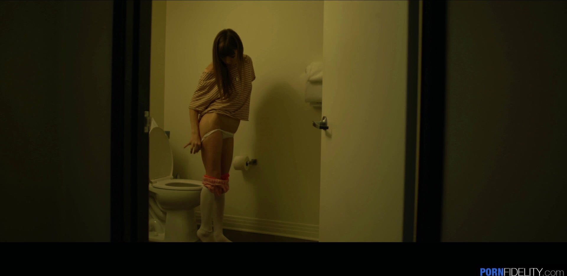 Alex Blake - Social Experiment: Sleep Over