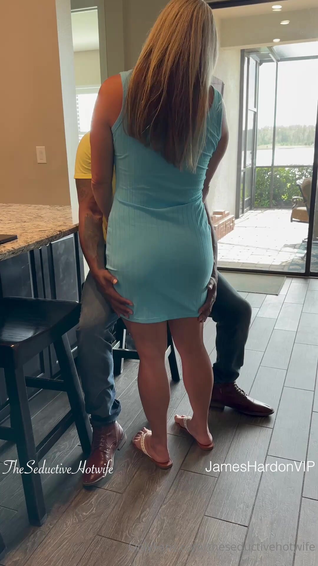 The Seductive Hotwife & James Hardon onlyfans 5
