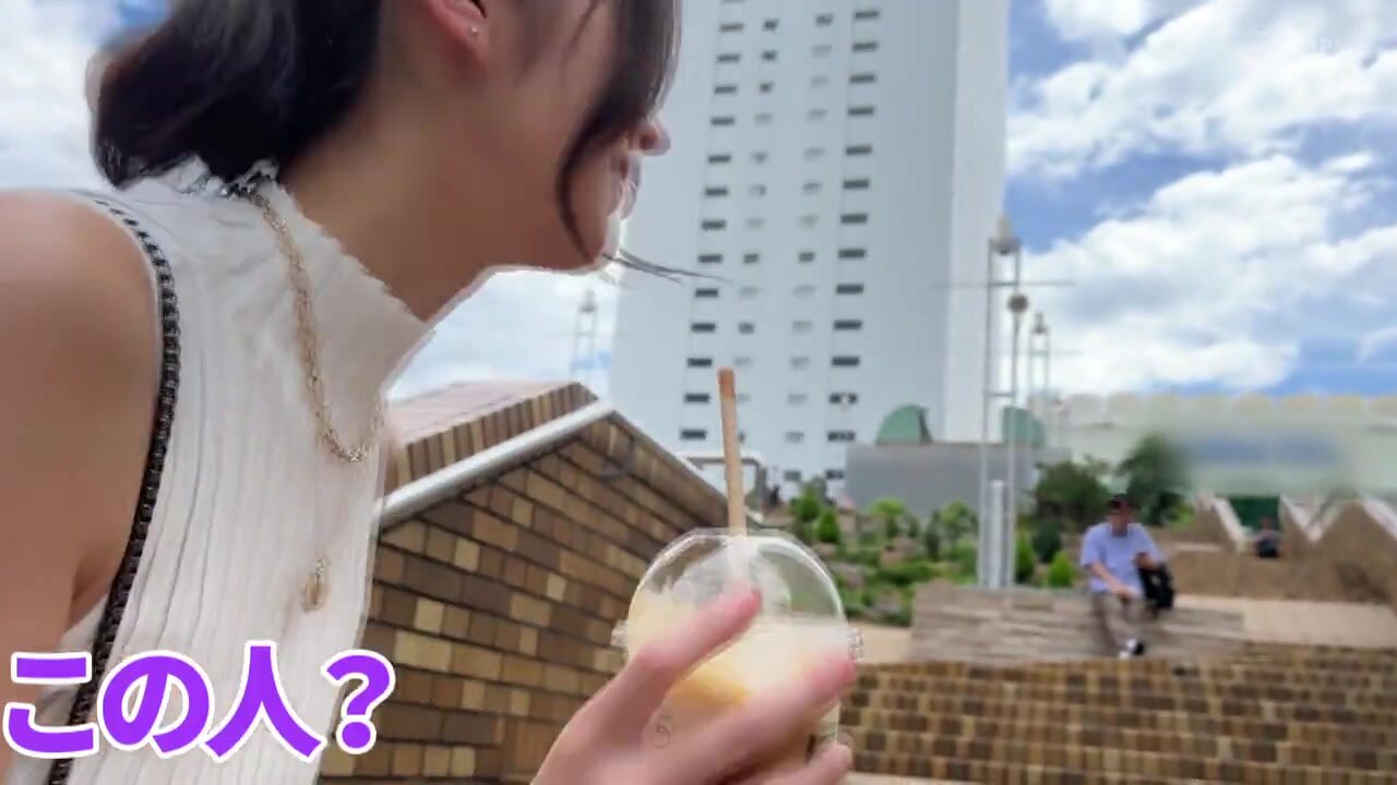 MMPB-076 A once in a lifetime divine experience! When I was walking down the street, I was hit on by a popular actress! She gave me a creampie!