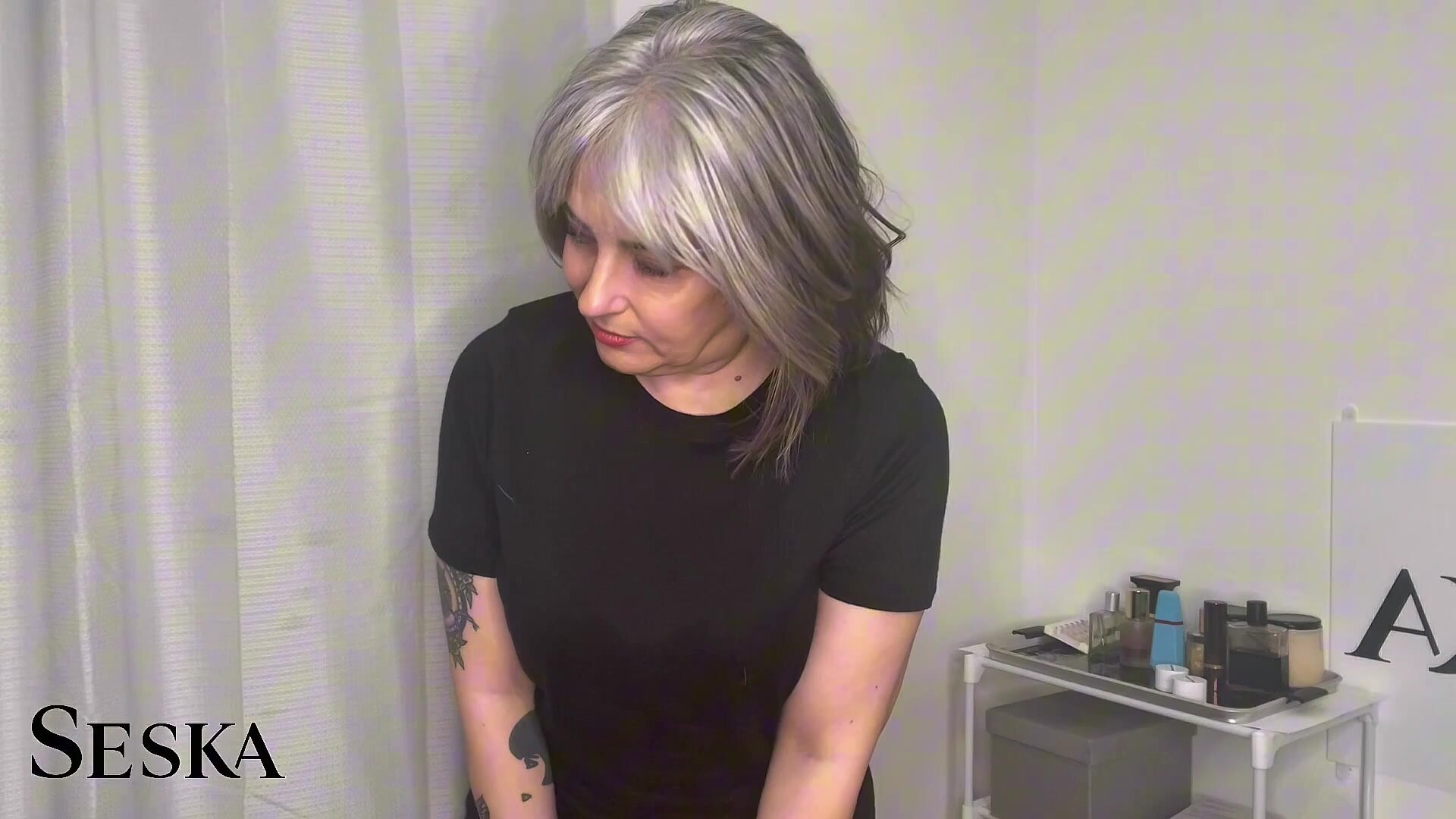 Seska - All Dressed Magic Wand Quickie