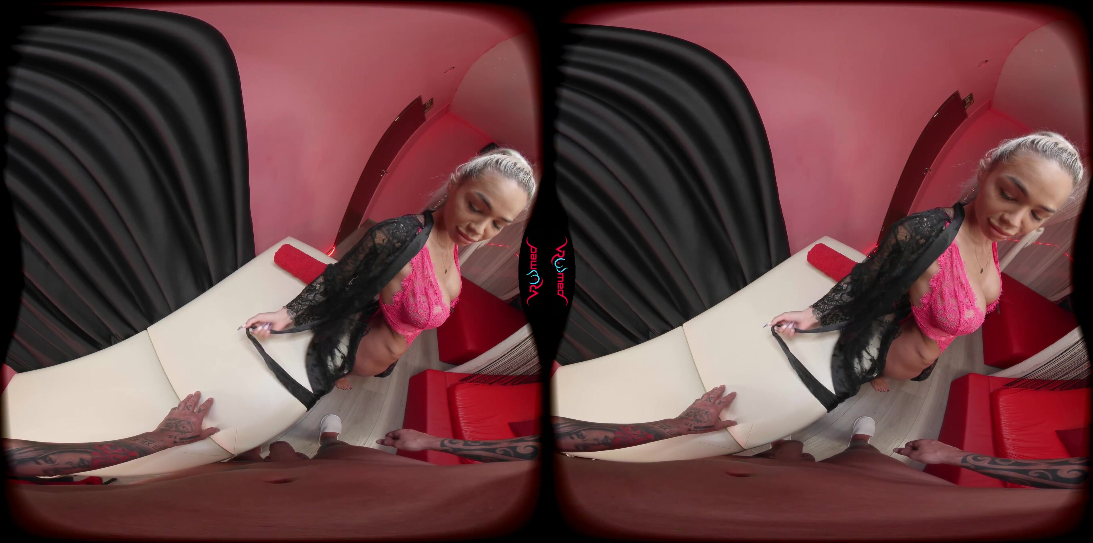 Mia Deex - Full Body Massage