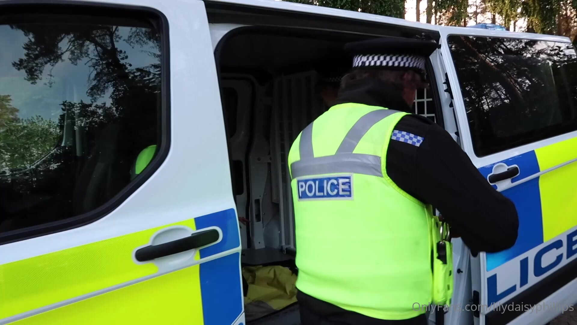 Lillian Phillips Police Van Fuck