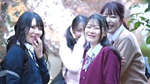 MIRD-256 A middle-aged teacher in charge of a girls' school trip is covered in bodily fluids (saliva and urine) and flowers by his students all night long.