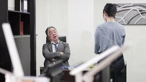 JUR-304 A plain-looking office lady with glasses falls for the dick of the creepy old boss she hates... A convenient, sensitive, masochistic pet who cums like crazy, Riho Shishido