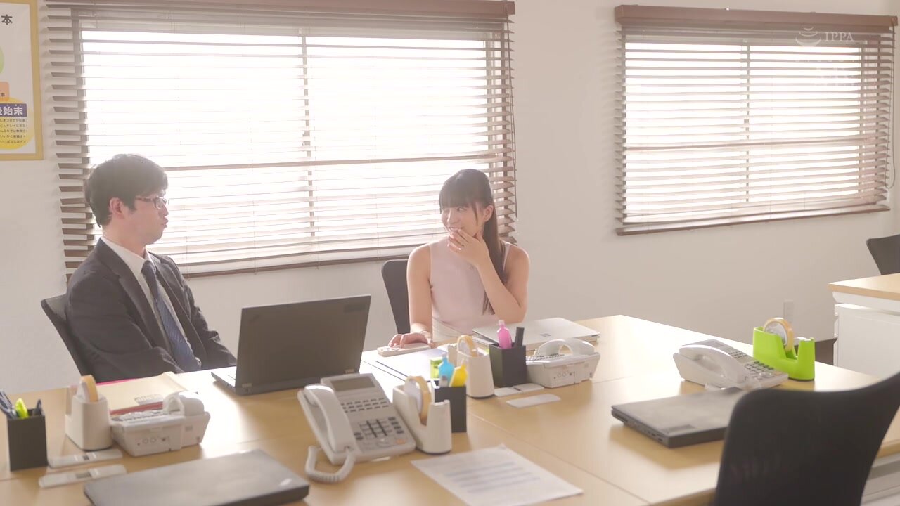 MVSD-640 I was flowers to share a hotel room with my boss, who I hate to death, on a business trip. I was flowers to drink aphrodisiacs and was made to cum like crazy by the ugly old man's huge cock. Akari Neo