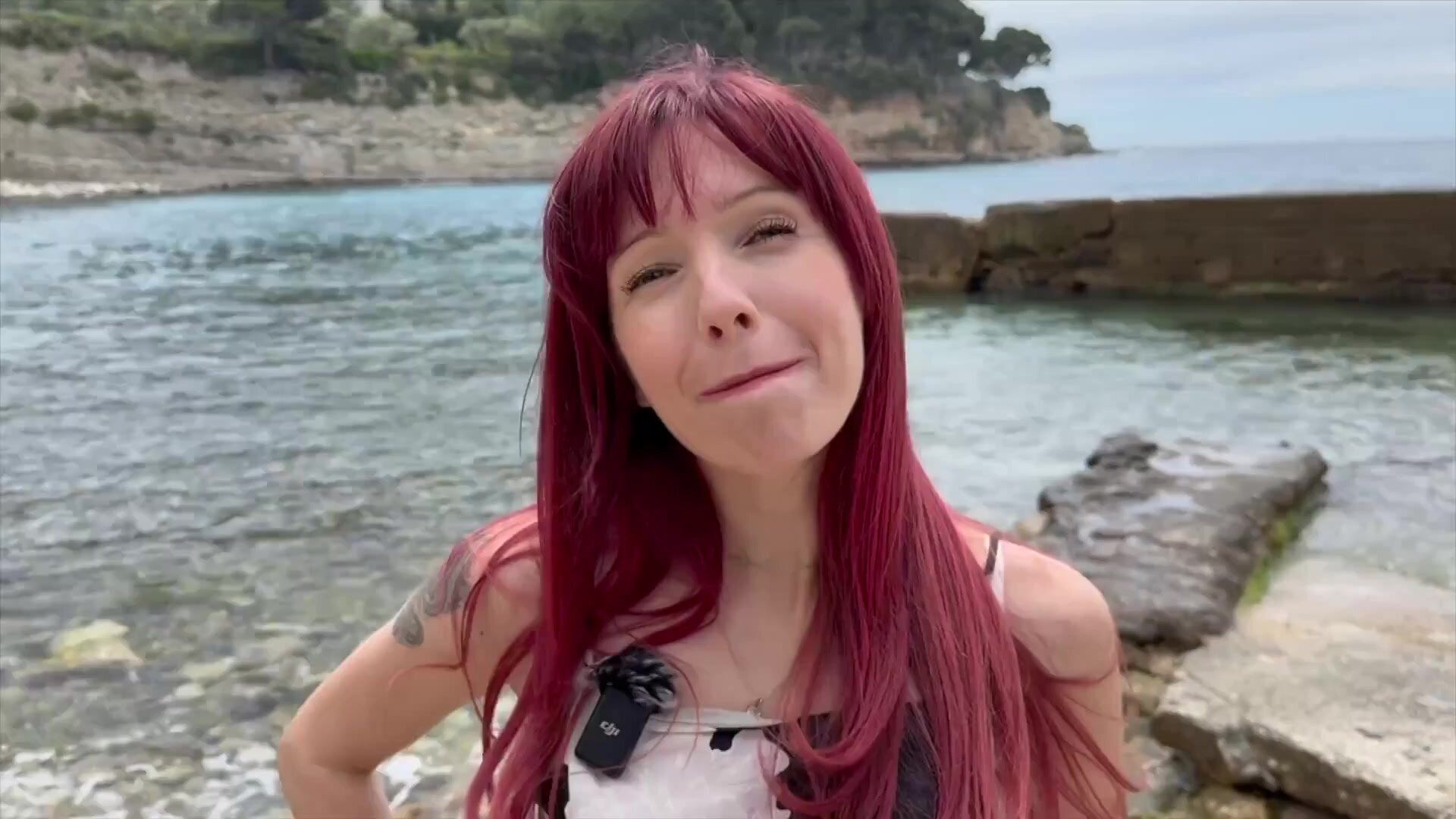 JacquieEtMichelTV – Chaarlene, 30 years old, from Fréjus!