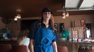 LetsPostIt - Della Cate - Waitress Breaks For BFs Big Sub