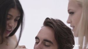 Alex Grey & Veronica - A Fucking Hot Threesome