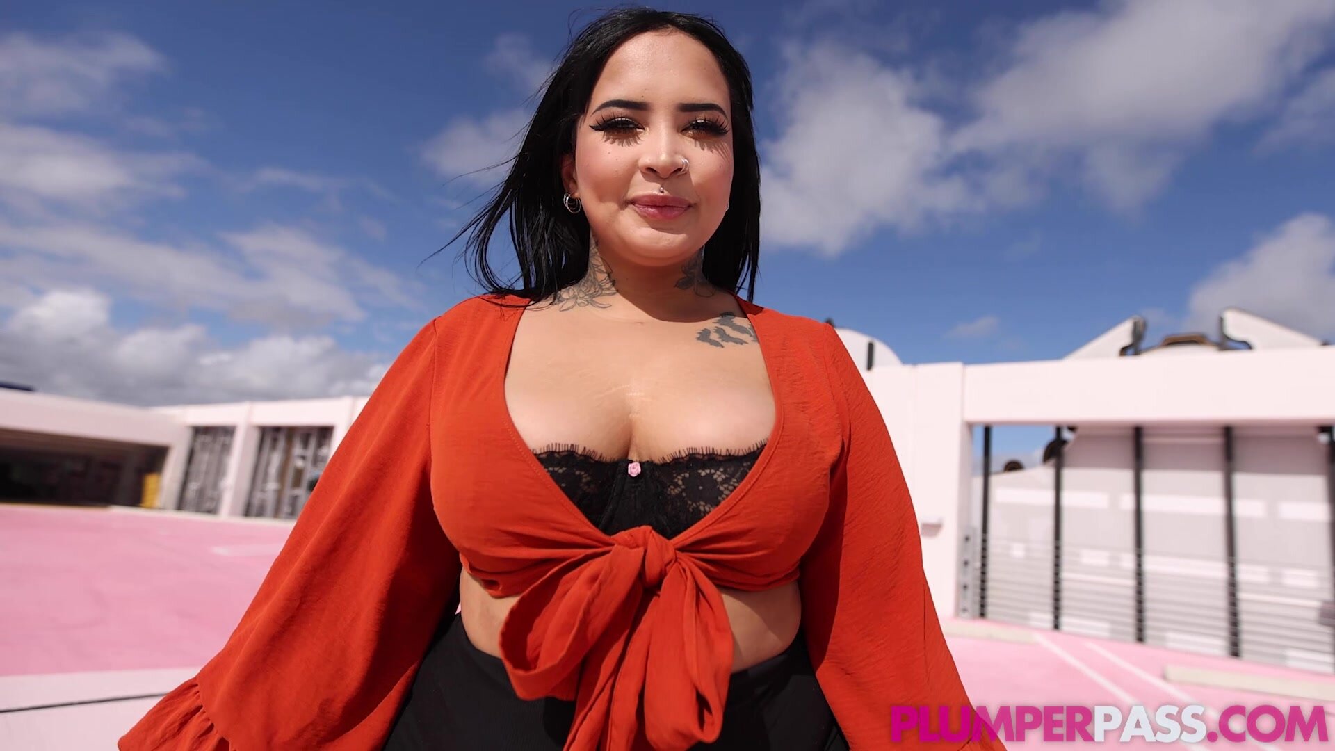 PlumperPass - Sunny Bunny