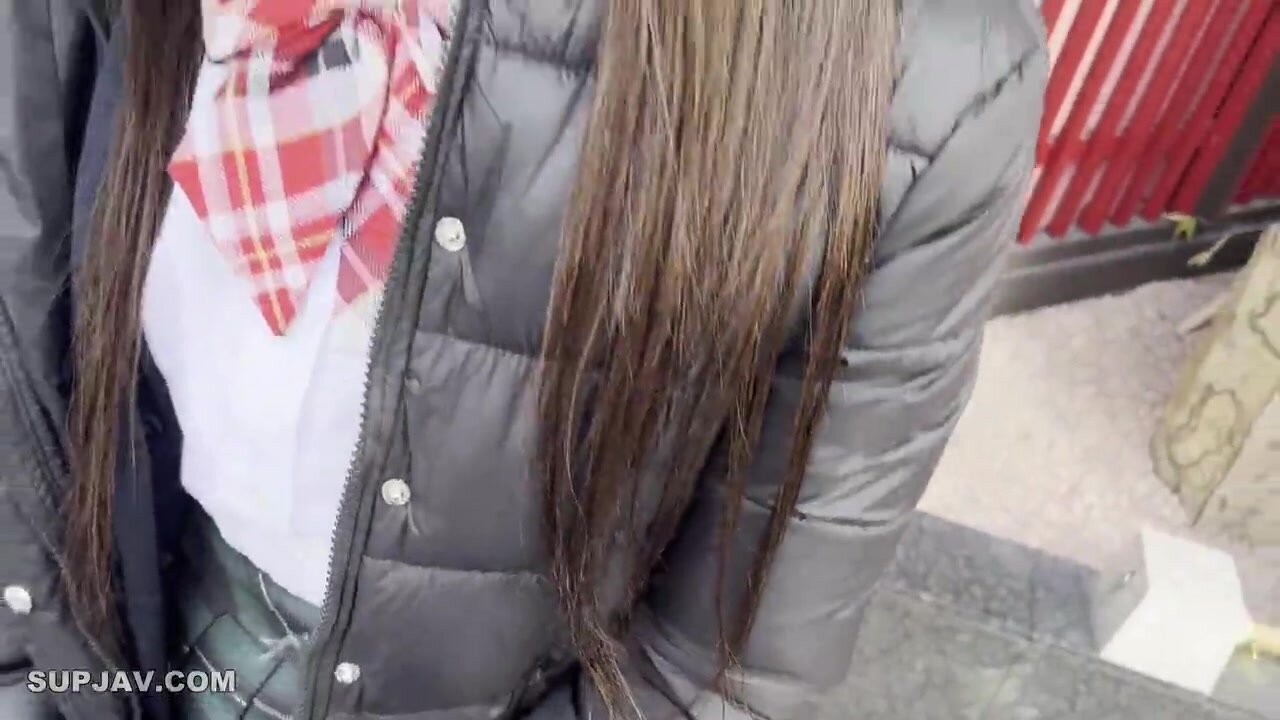 19-year-old Girl's Secret Rendezvous With Childhood Friend ♡ Immorality-filled Sex With Thick Creampie !!!