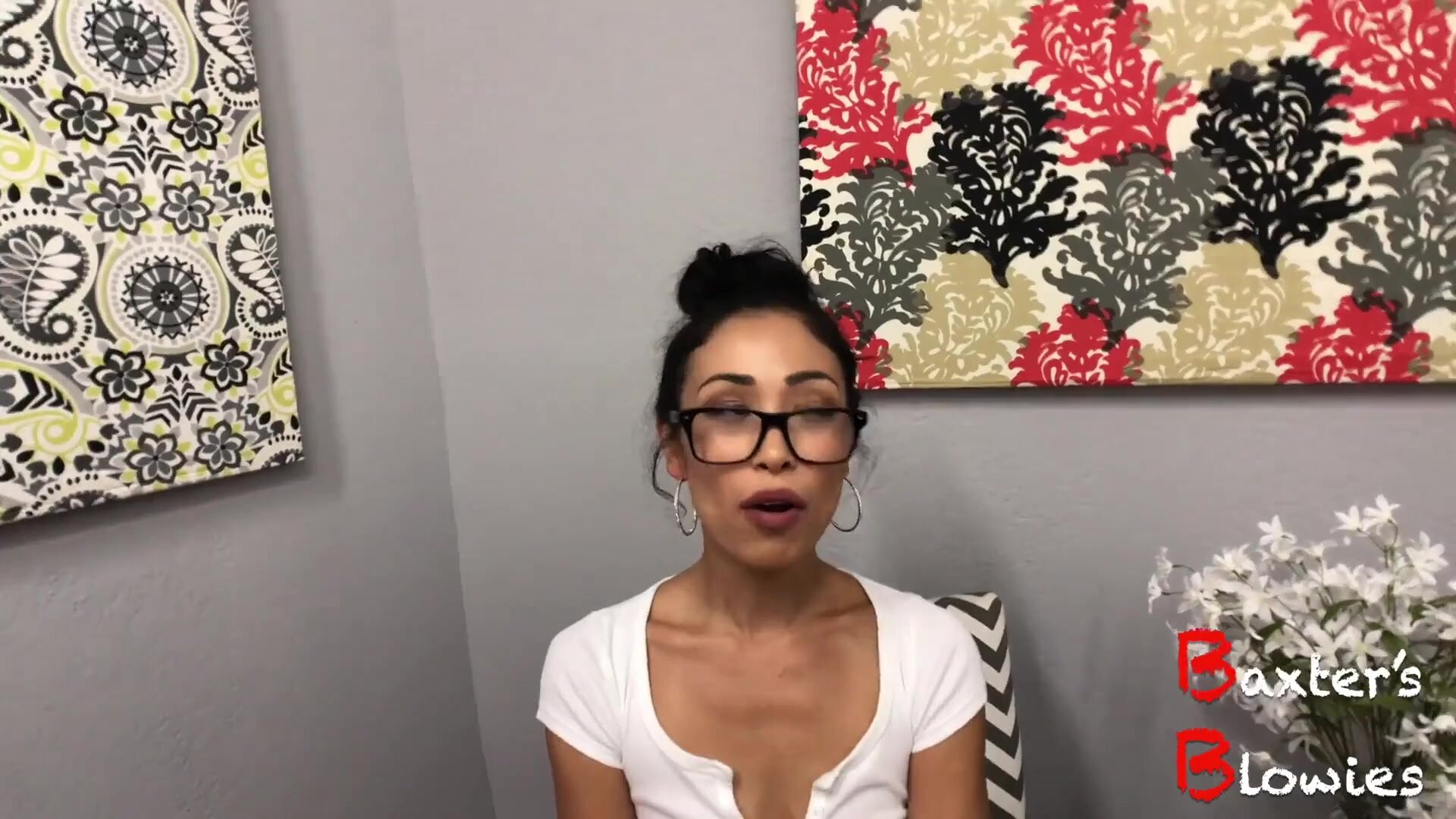 Mia - Asian Slut Has A Throat Of Steel in HD