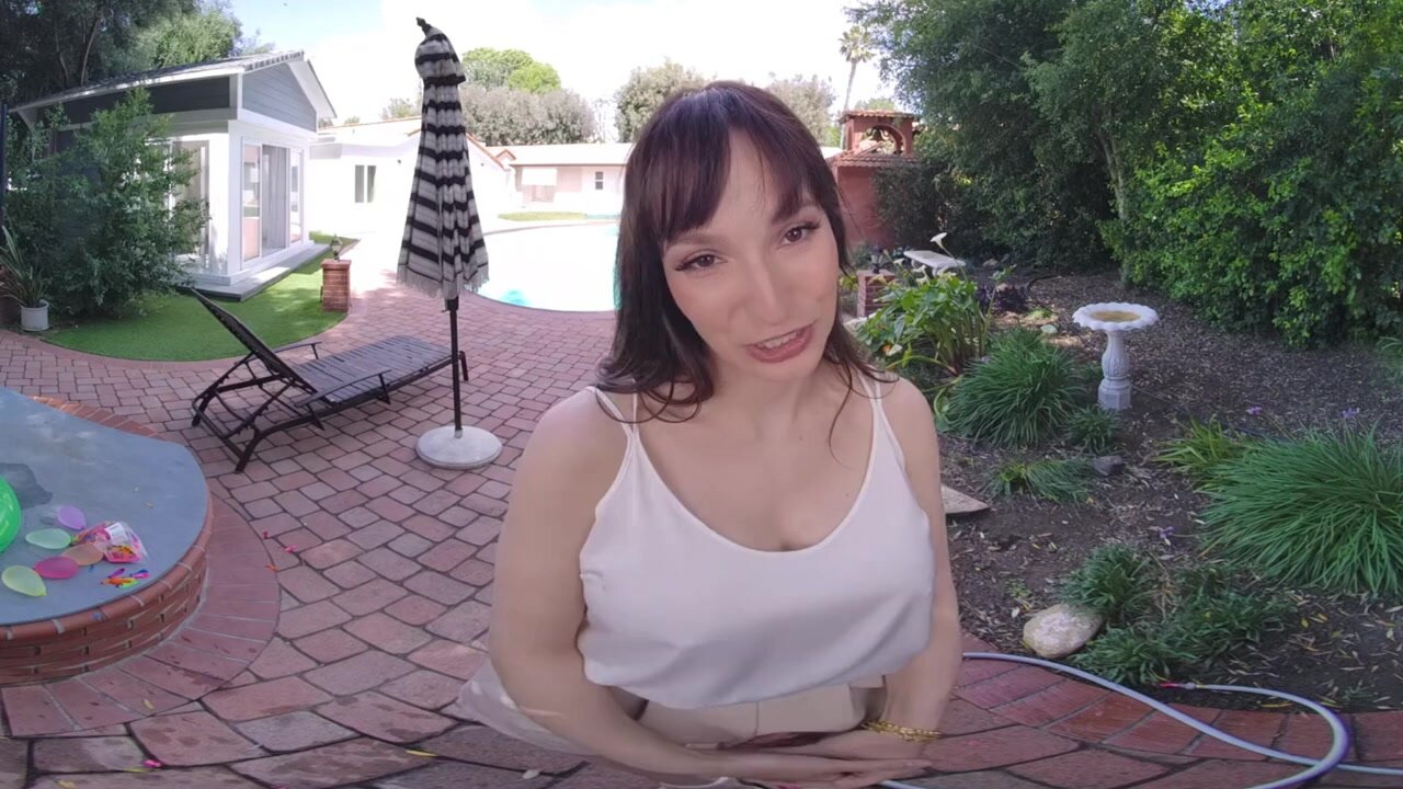 Lexi Luna - Mom in a Million