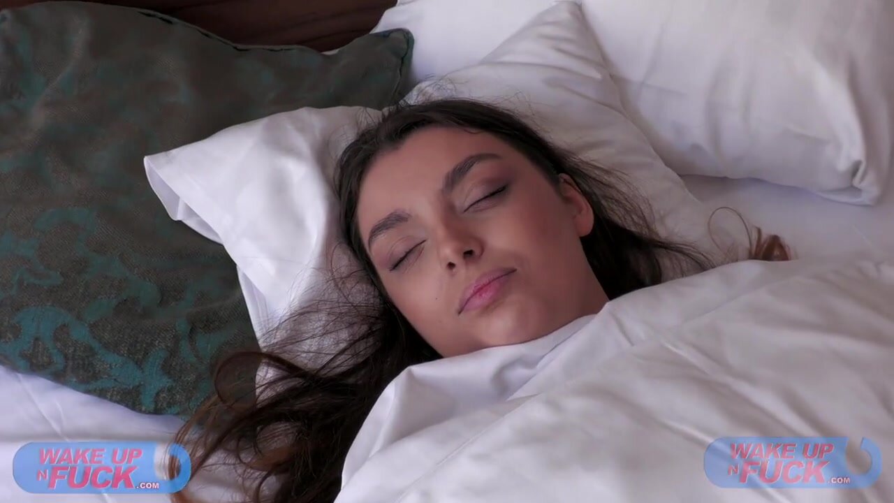 Sabryn Groku - WUNF 423 - WakeUpNFuck