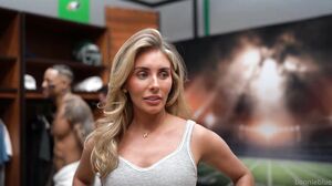 Bonnie Blue - British Cumslut Fucking 10 NFL Player Gangbang