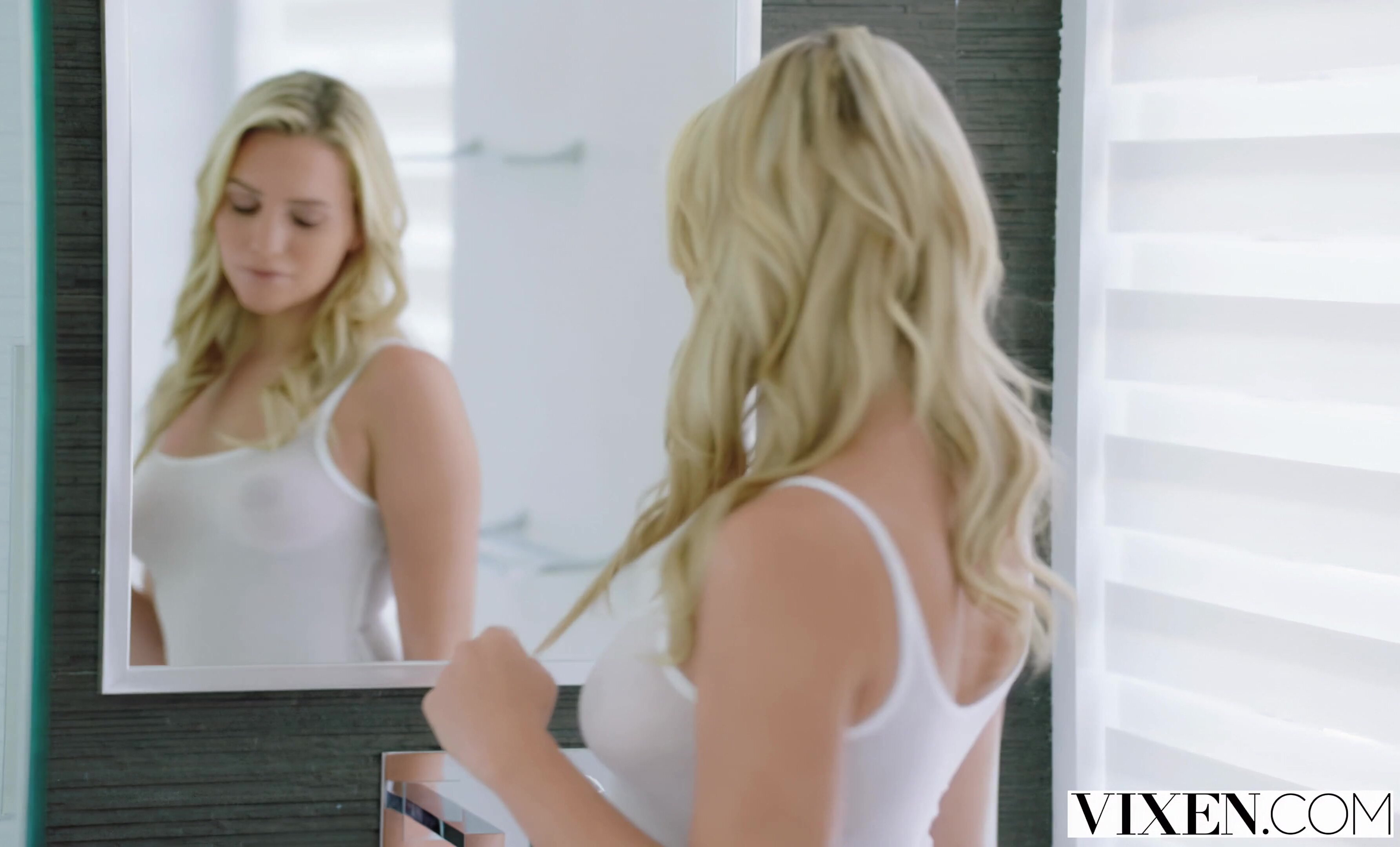 Mia Malkova Horny Teen