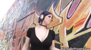 Larkin Love - Blacks On Blondes in 4K
