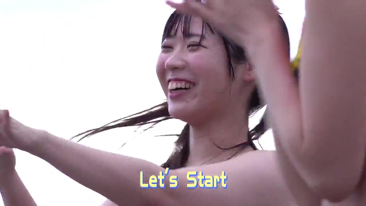 TOTTE-234 I'm a short guy who won a lottery coin, so I hit on a tall beach volleyball girl at the beach in front of me! I asked her to give me a handjob between her bare skin and her swimsuit! In the end, I gave her a raw creampie to get rid of my short s
