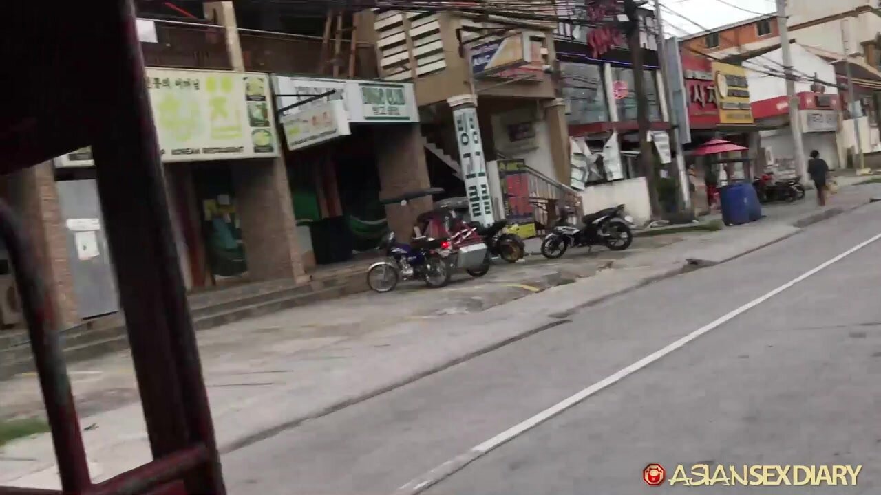 Rona - Teen Fucks Stranger Met On Jeepney
