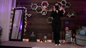 Break In Gone Wrong - Heatherbby