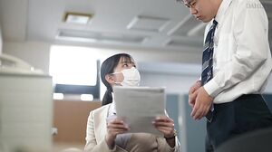 DLDSS-402 I met a plain big-breasted office lady at a pub and she told me to keep it a secret, and we ended up having a blowjob and she sucked me off at work... Shio Asami