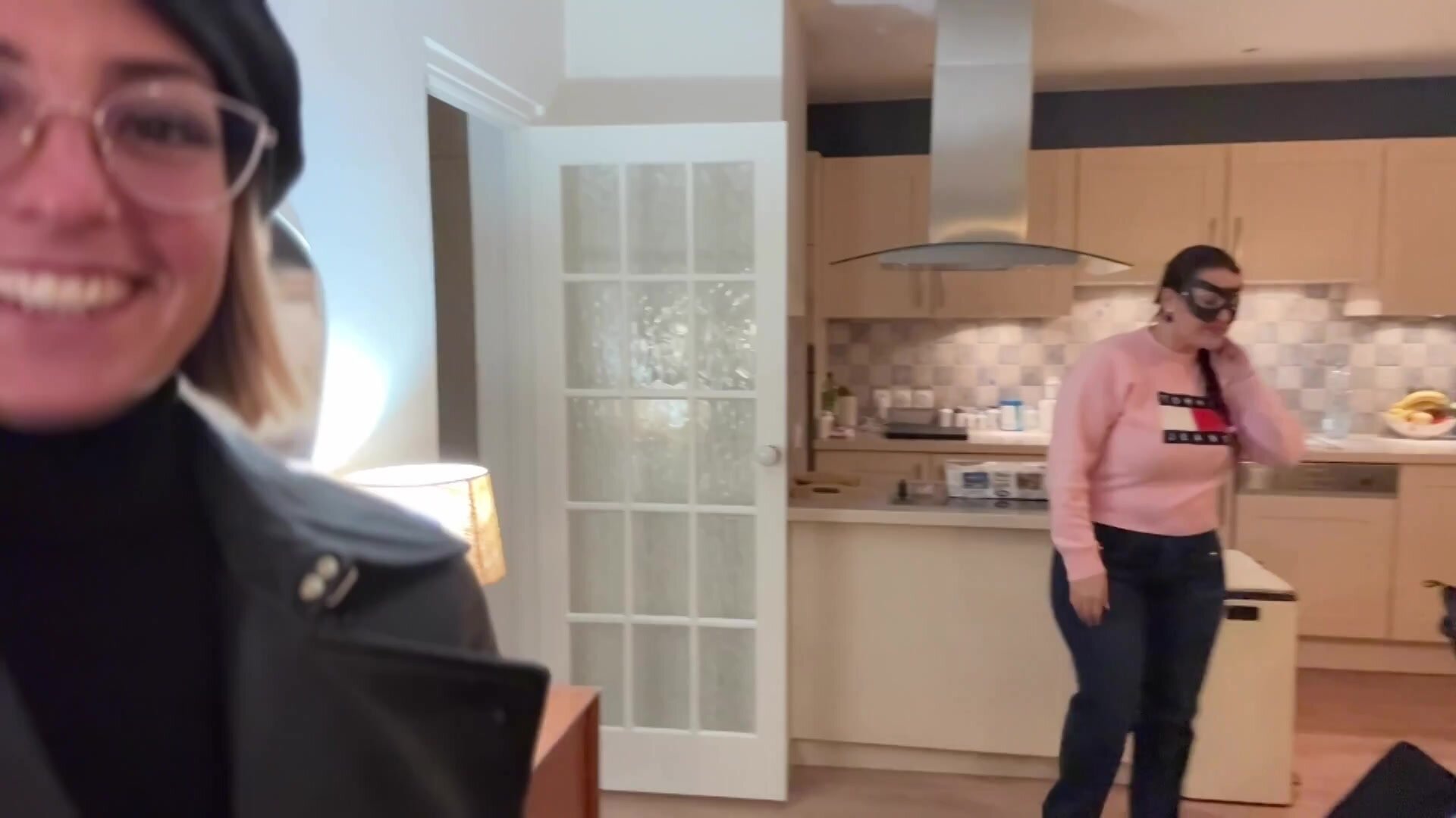 JacquieEtMichelTV - Pam And Brittany Pam Discovers Another Side Of Brittany