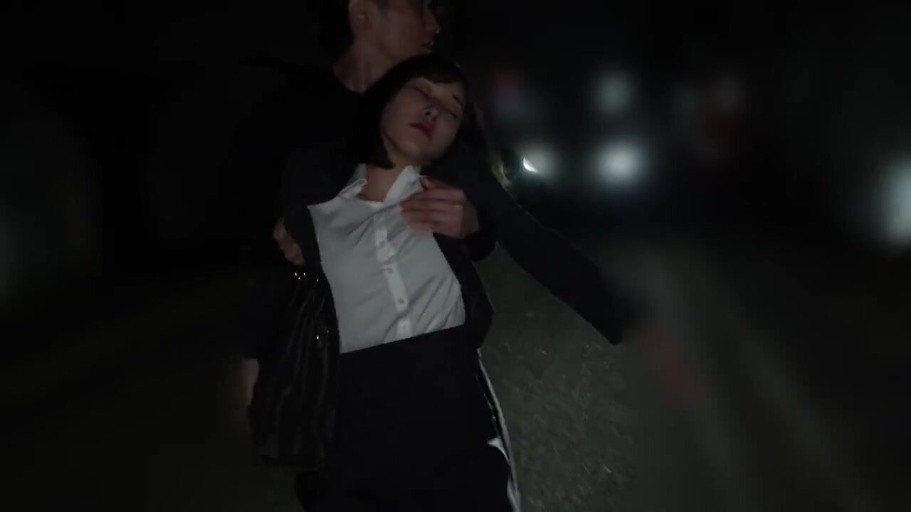 SORA-601 flowers drug addict kidnaps a sassy big-breasted office lady! OD drug sex makes her eyes roll back, she's drool-soaked, and she's covered in sweat and drool, and she's a masochist! Honoka Ashina