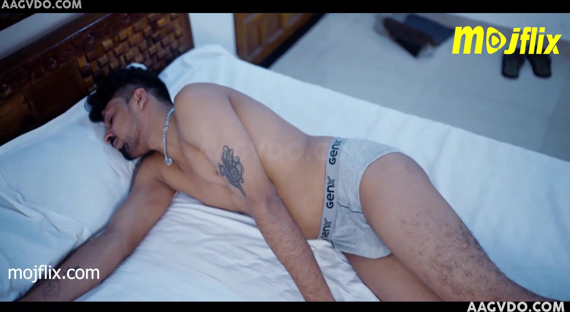 Gargi Khakhalary in Night Mood Uncut (2023) Mojflix Hindi Hot Short Film