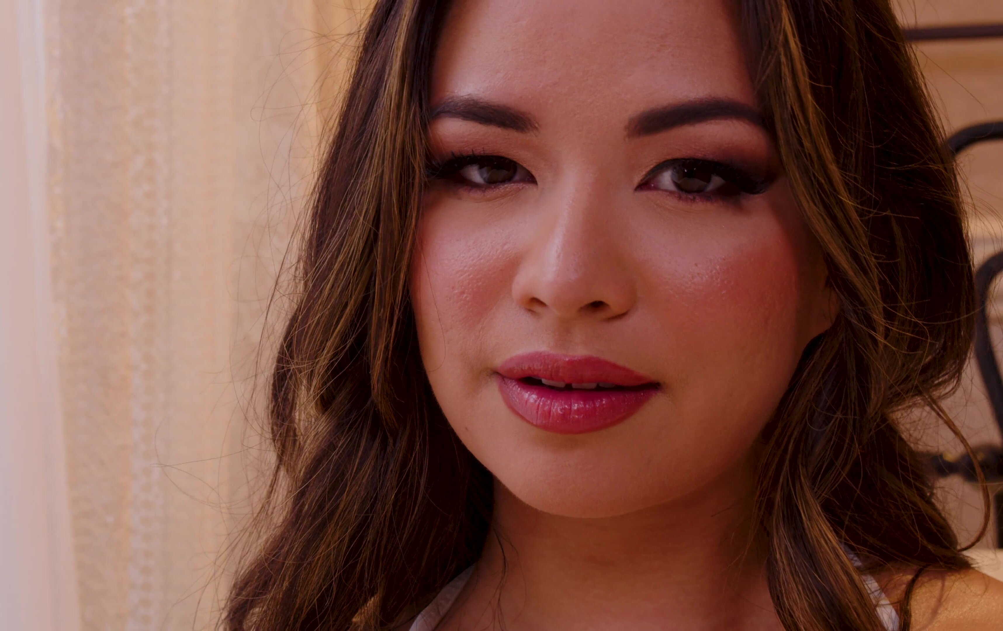 Scarlett Alexis - Natural 6 Scene 2 in 4K