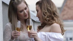 Una Fairy & Amalia Davis - Dream Date