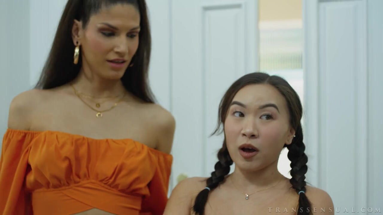 Digging Deep in a Hot Threesome With Syren De Mer, Kimmy Kimm, Zariah Aura
