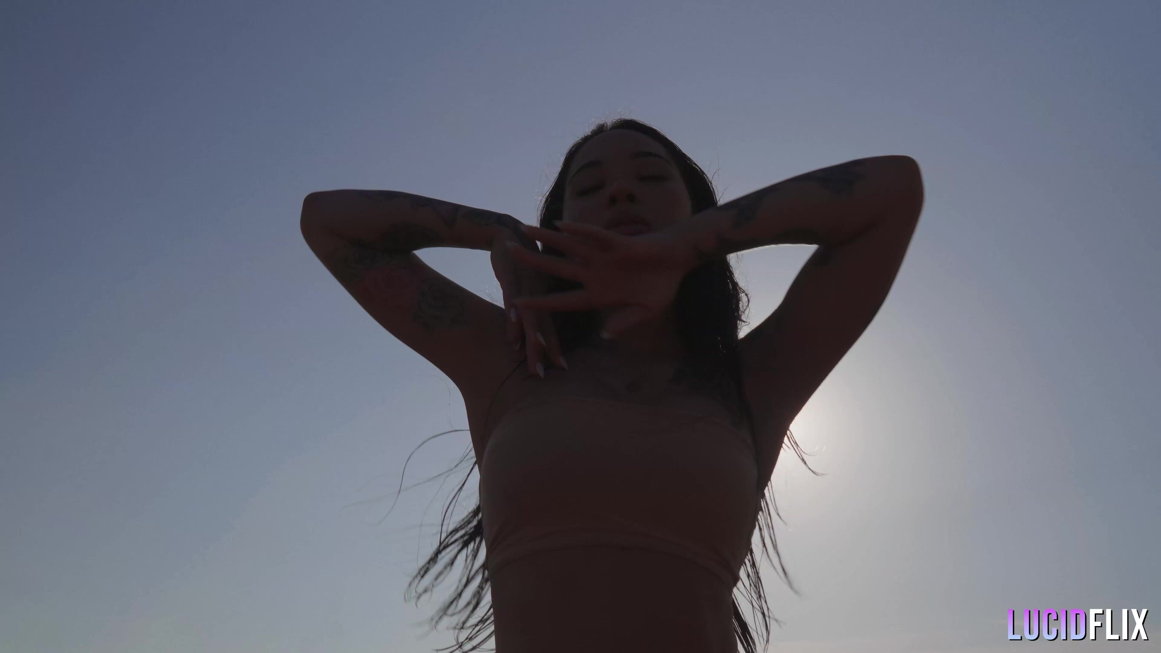 Honey Gold Horny Teen