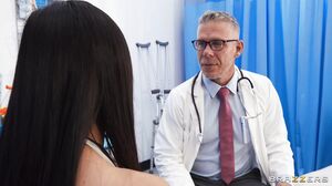 Violet Myers - Anal Exam
