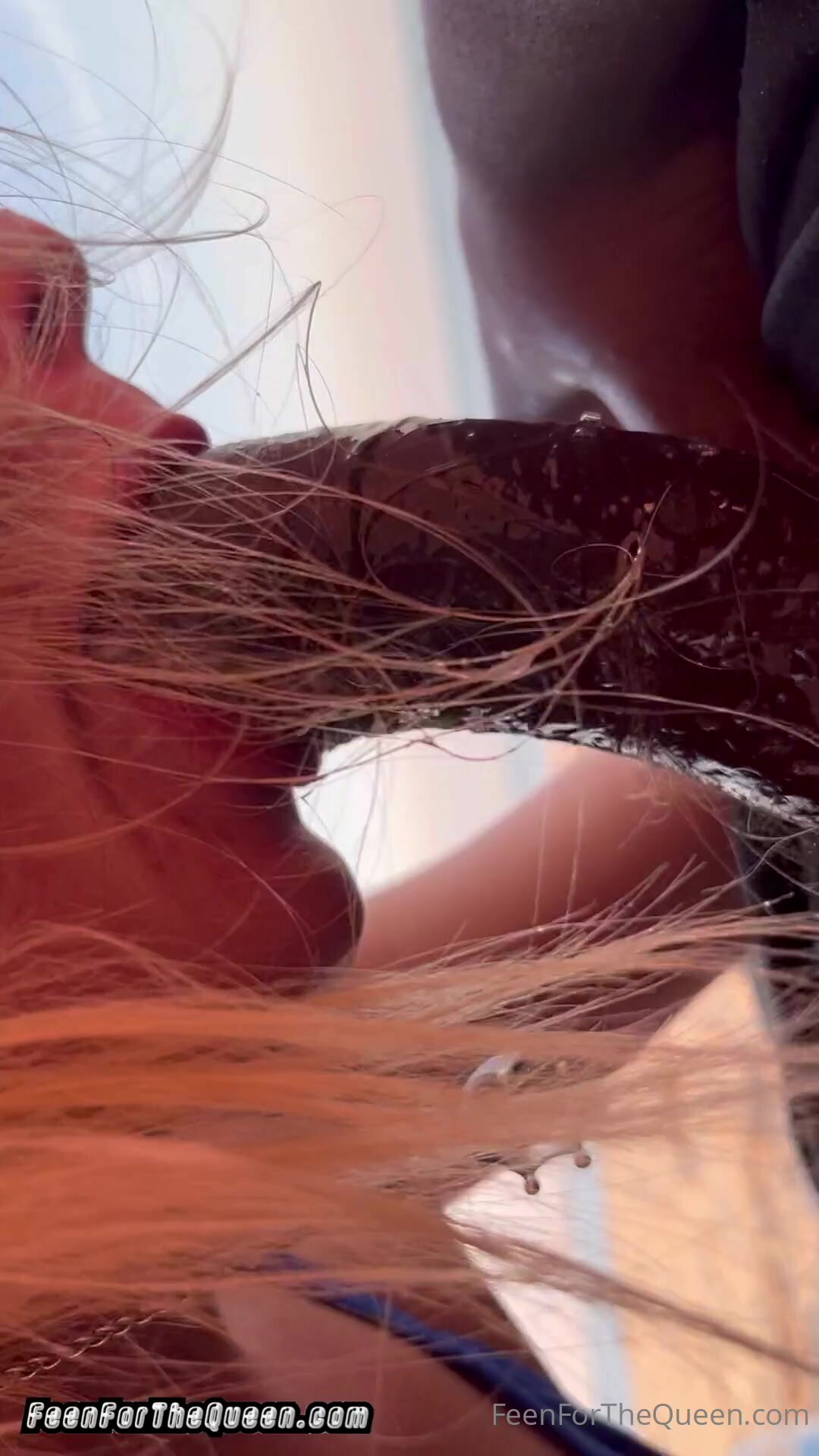 NATALIA QUEEN - BLOWJOB ON THE BEACH