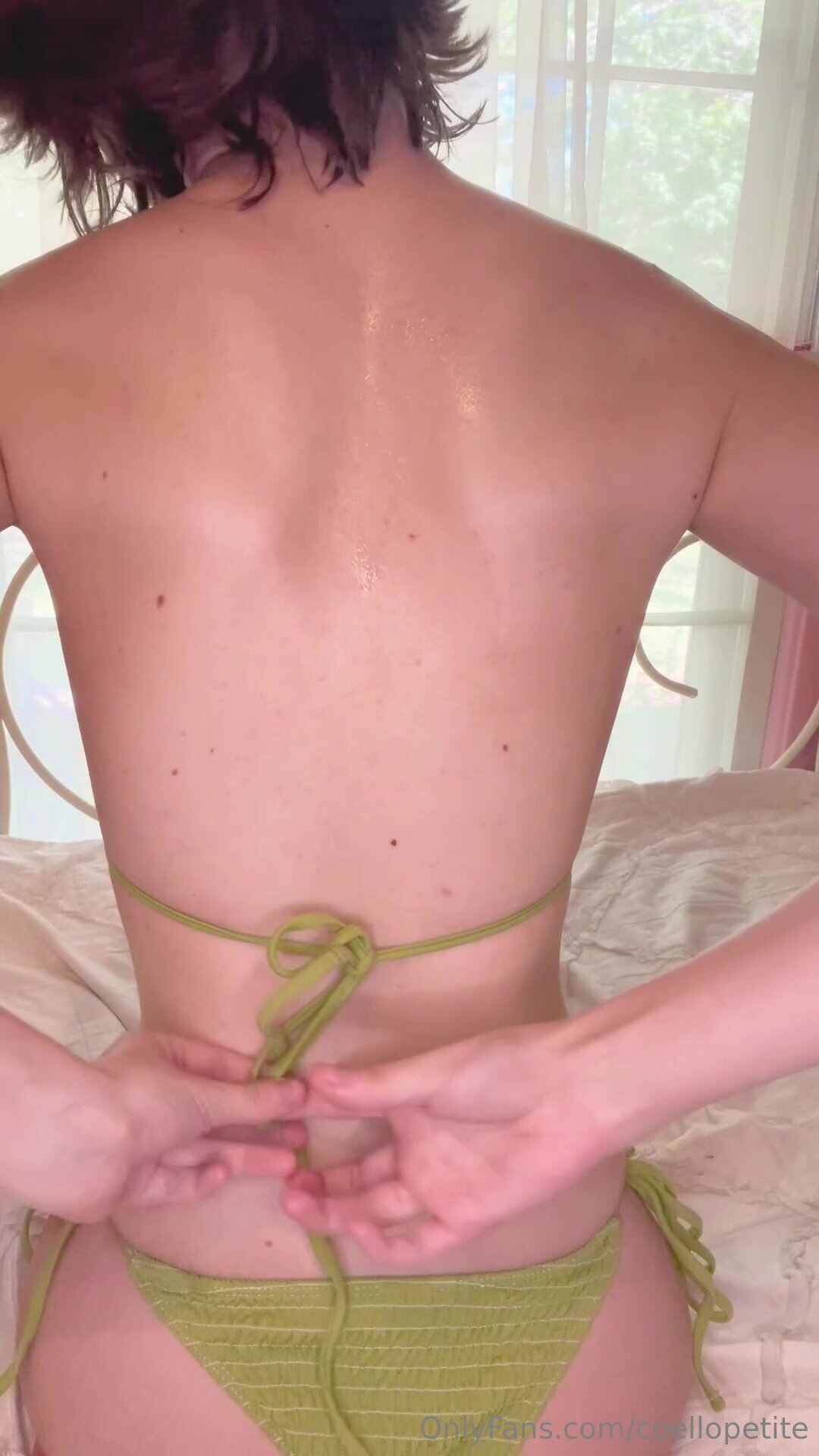 OnlyFans - Coellopetite Your Nerdy Girlfriend Shows Off Her Tan Lines After The Beach