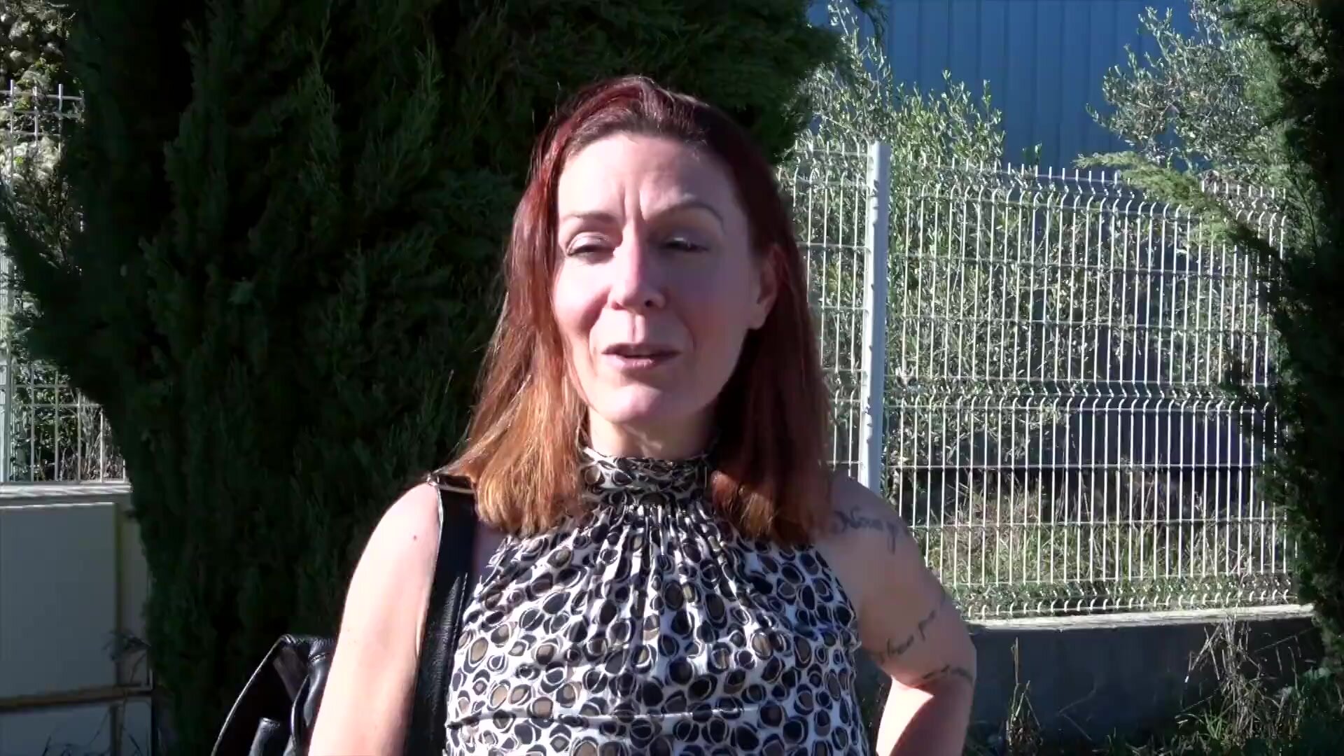 JacquieEtMichelTV – Wendy, 40, Years Old, Future Manager Of A Hair Salon In Brignoles!