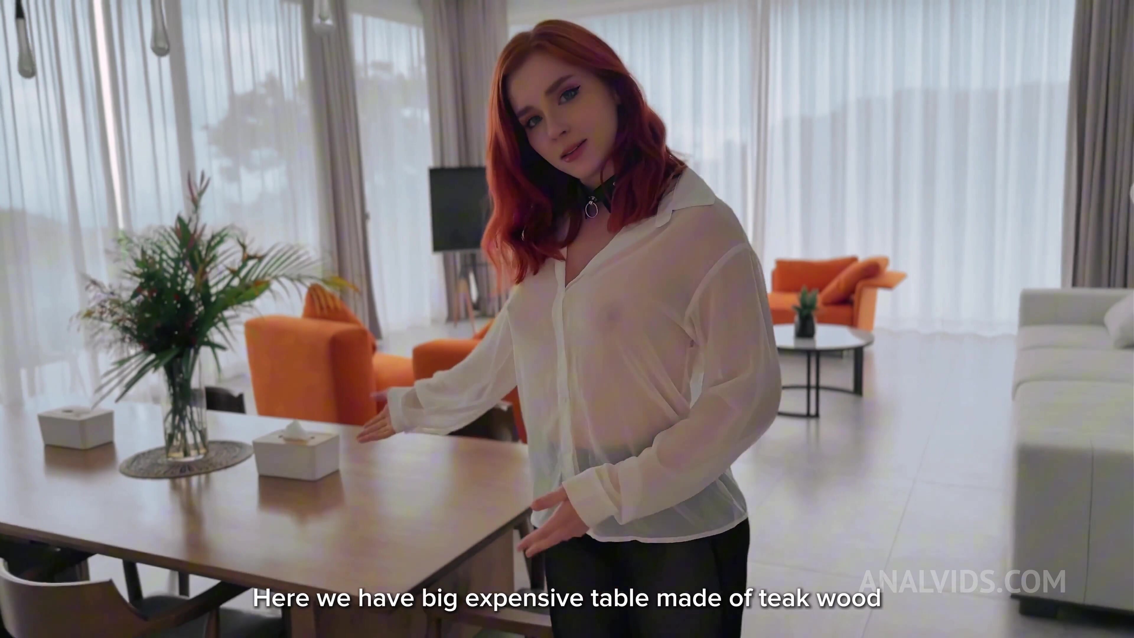 Sweetie Fox - The Real Estate Agent Got a Real Anal Orgasm After Showing a New Villa in 4K