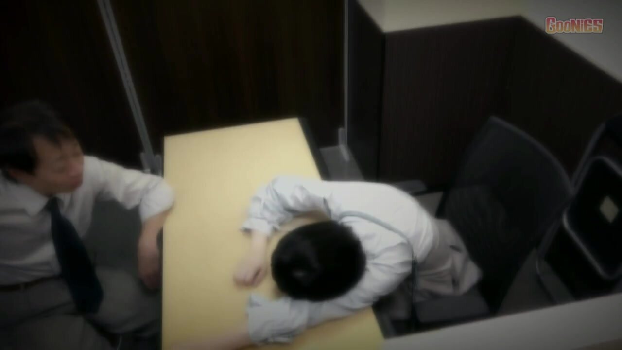 GNS-125 A girl who came to a Tokoyoko consultation center was tricked into having sex without her consent and making a face like that