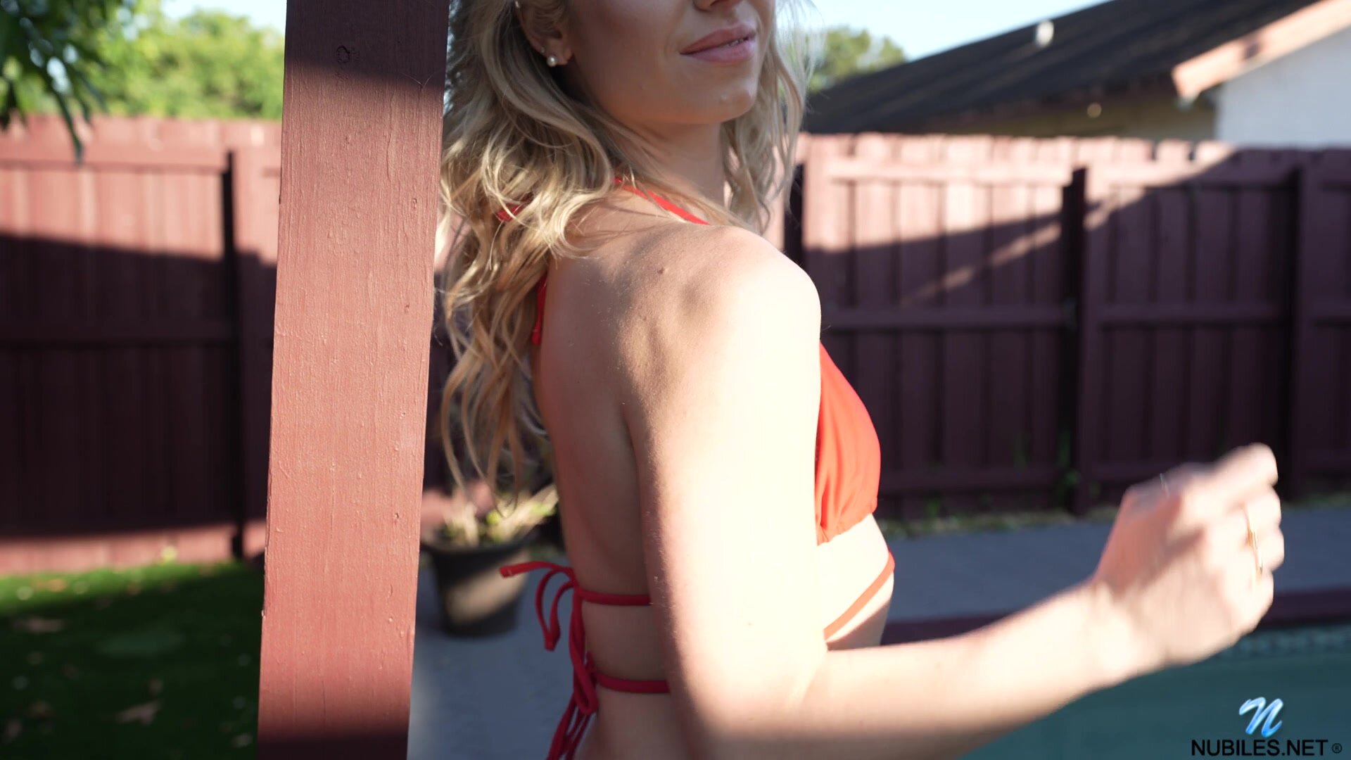 Nubiles - Cheerleader Kait Fun In The Sun