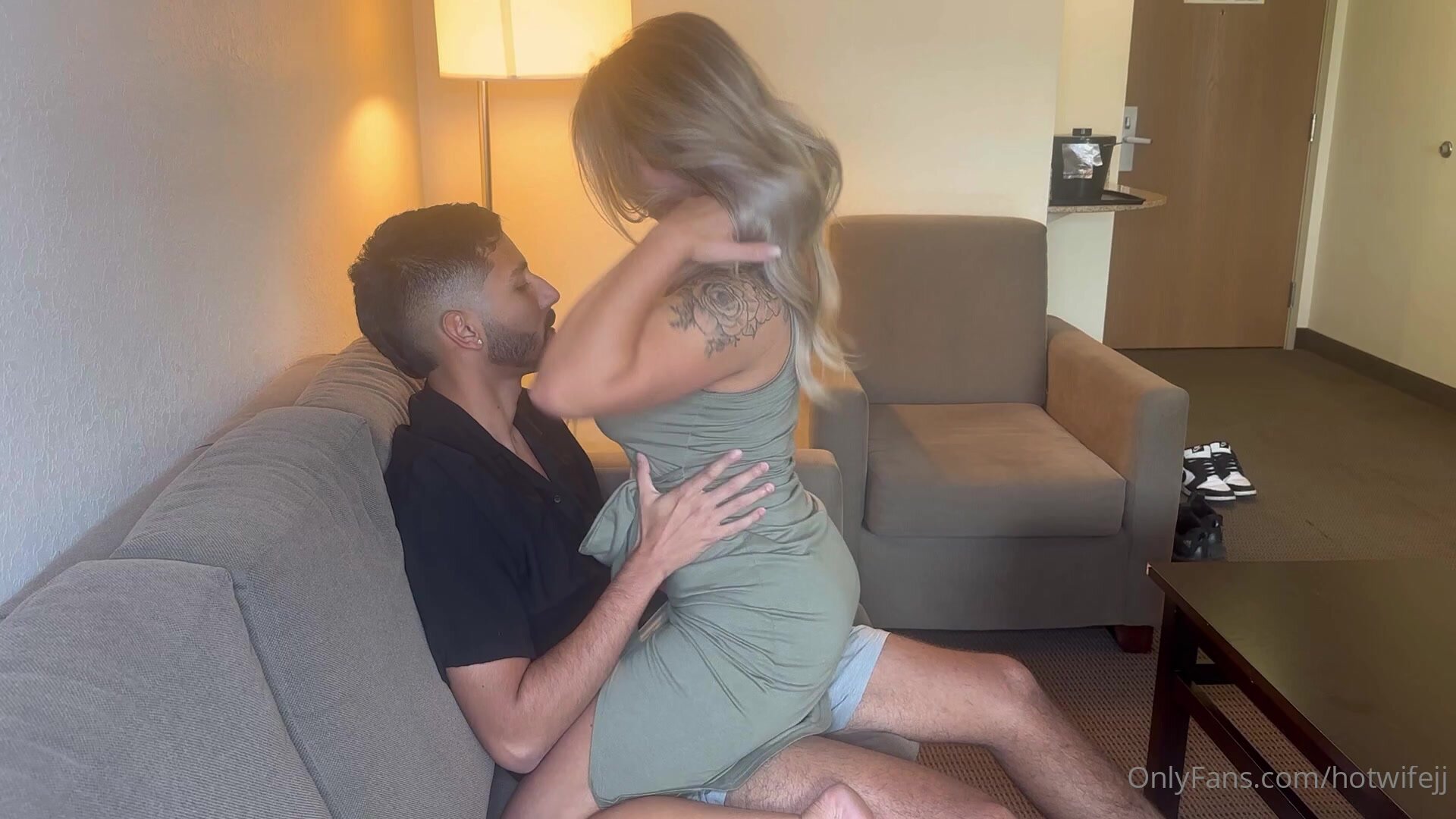 hotwifejj - OnlyFans #3