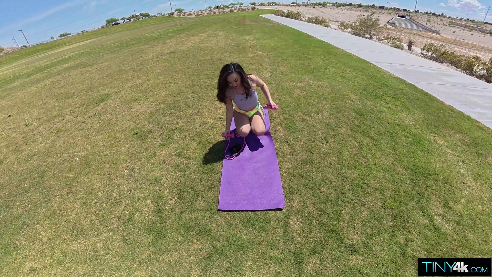 Tiny4K - Kimmy Kimm Park Workout