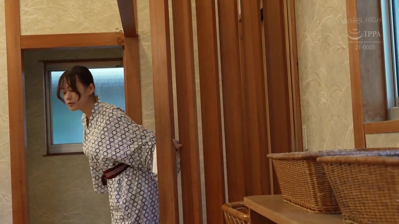 NHDTC-060 Waiting for immediate sex at a hot spring inn. Busty masochist girl who wants to be born intensely. Creampie multiple times in a tall pussy with a strong sex drive.