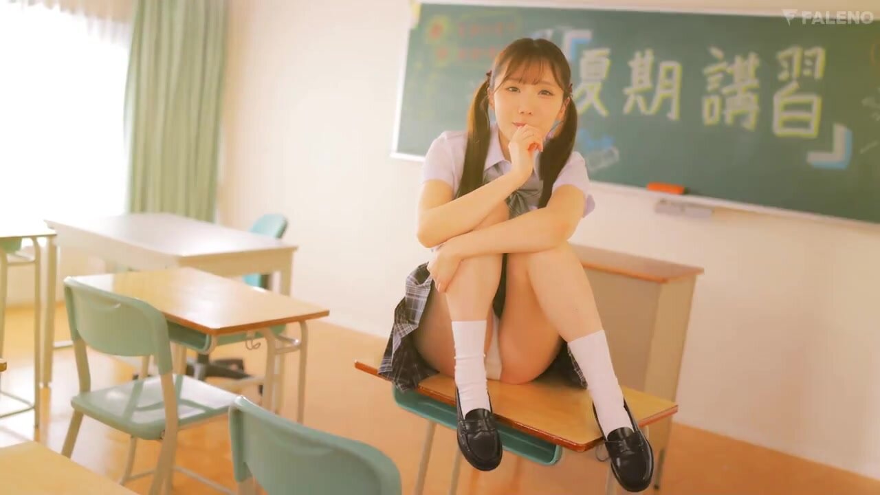 FNS-049 Drooling ~ School girl's sticky kissing and saliva sex Eren Sora