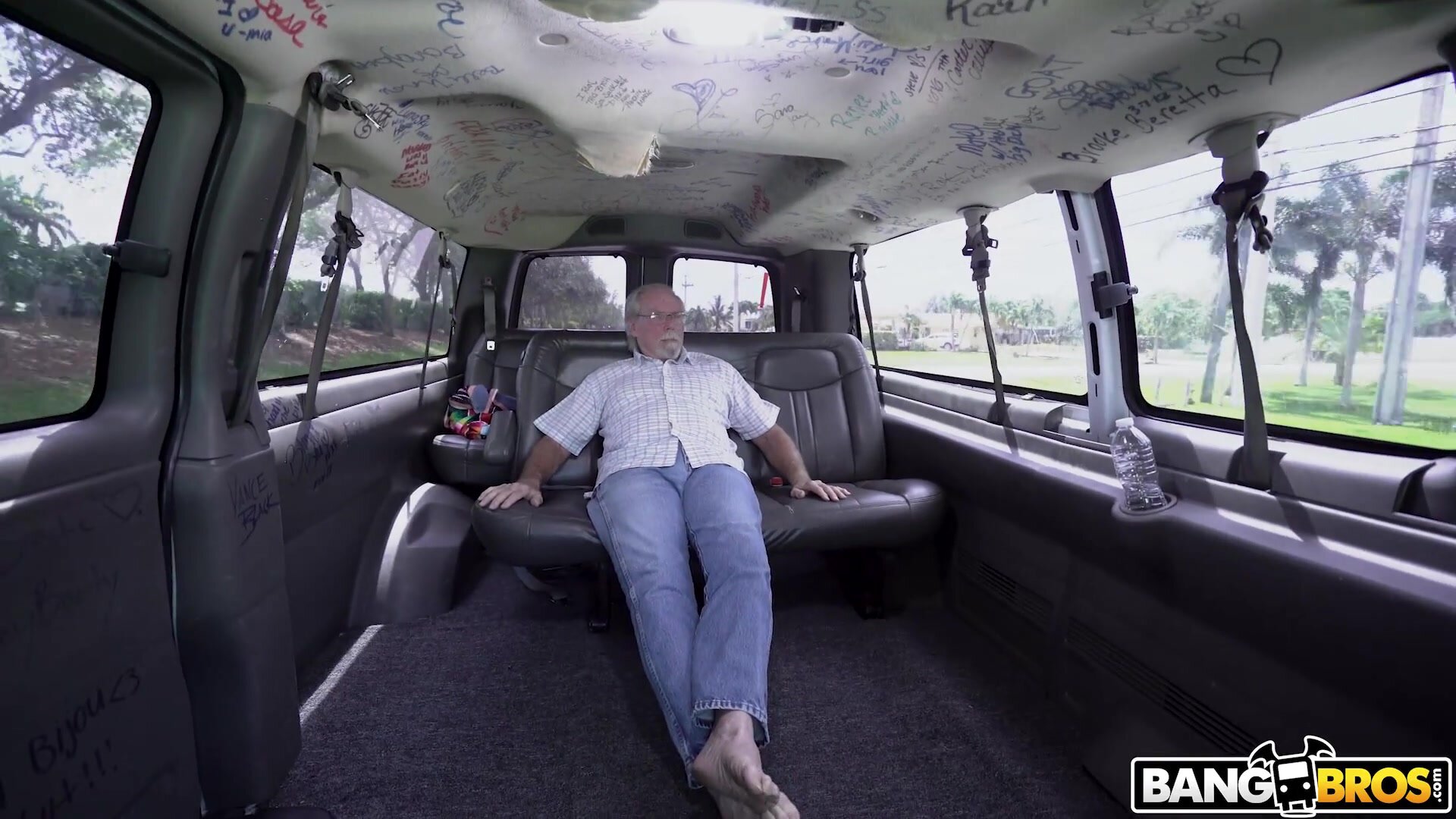 Jeni Angel - Bangbus With A Grandpa