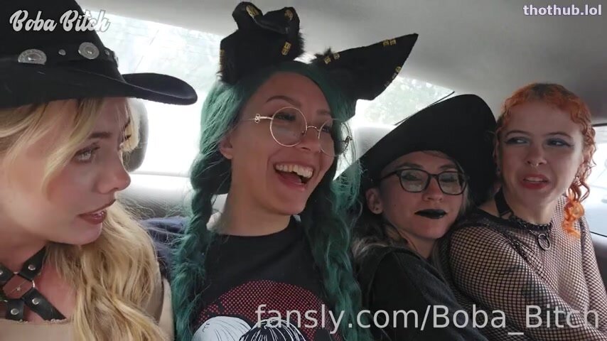 Boba_Bitch Public nudity extravaganza with friends!