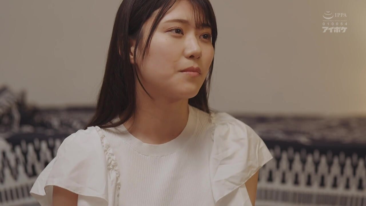 IPZZ-565 My childhood friend, who I've always loved, had abstinence for a month, and I fucked her while she was away for three bittersweet days, Ria Aisai