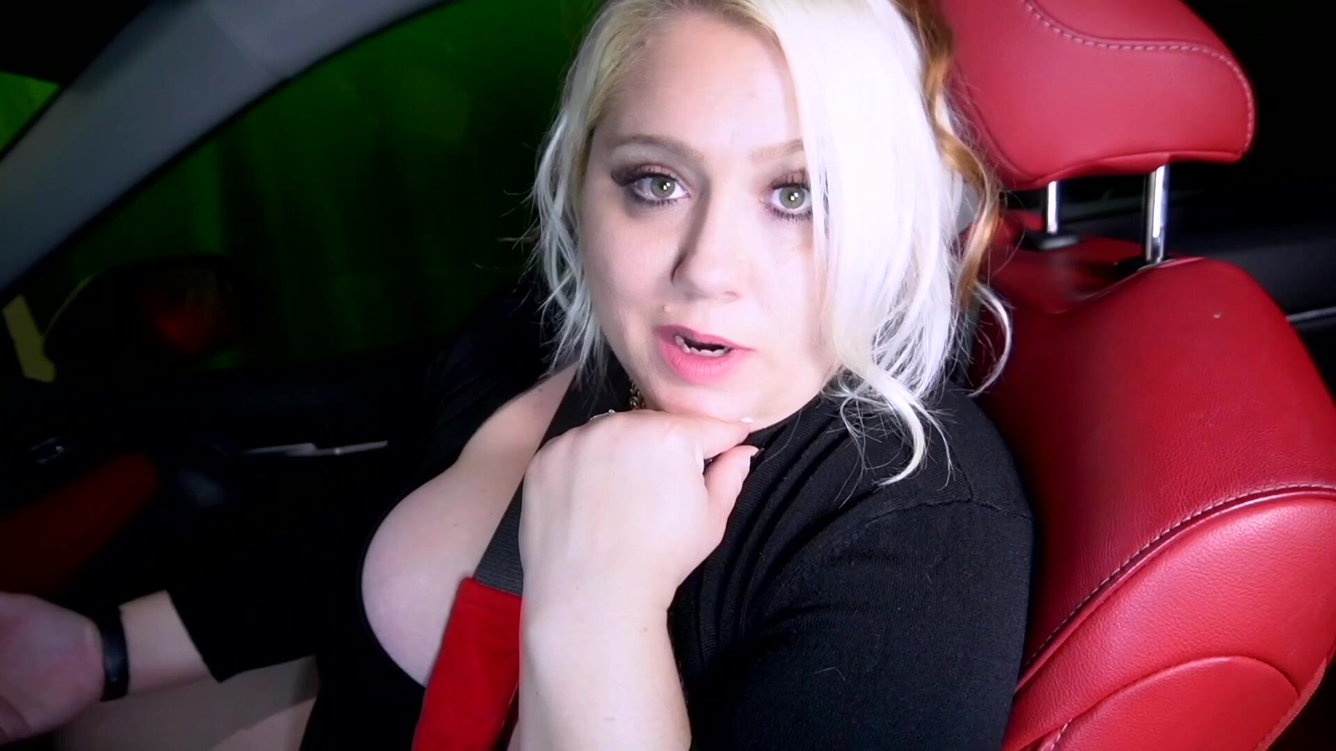 Dina Sky - Sneaky with Mommy in Tight Spaces