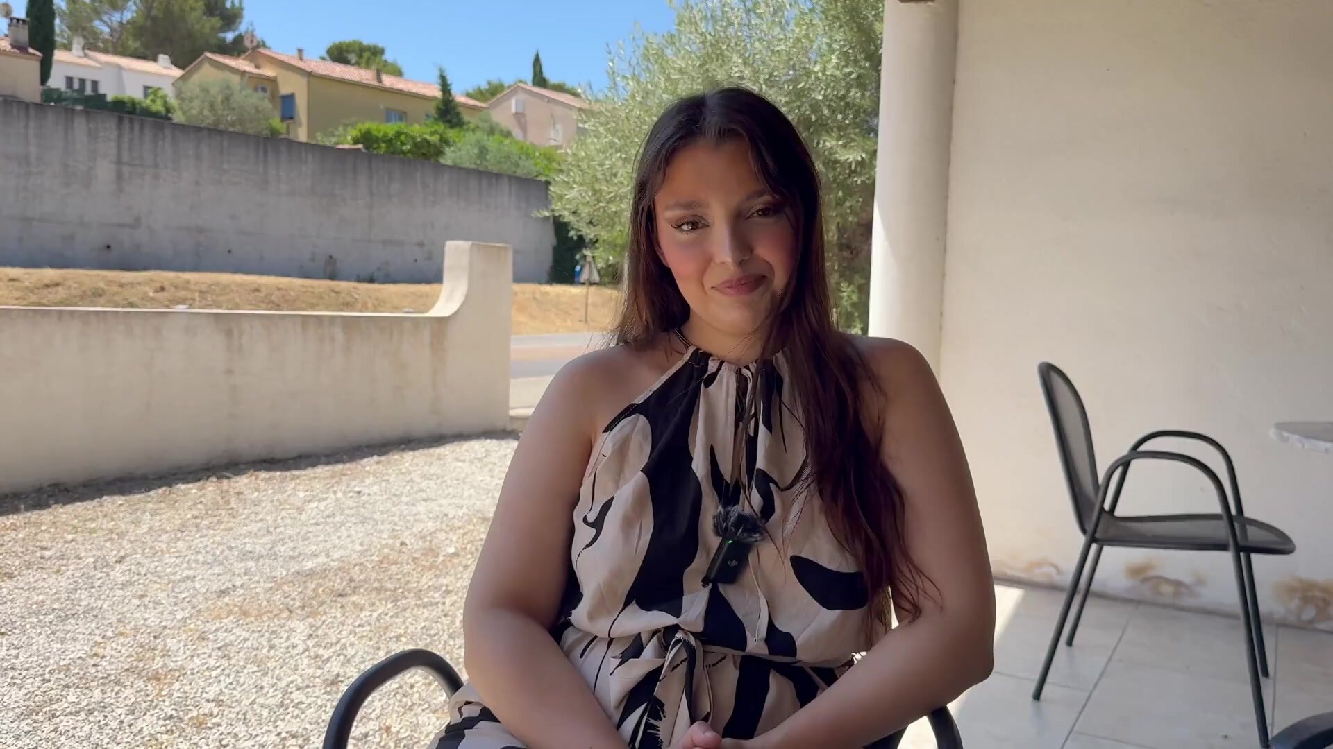 JacquieEtMichelTV – Sabryn, 24 Years Old, Nursing Assistant In Marseille